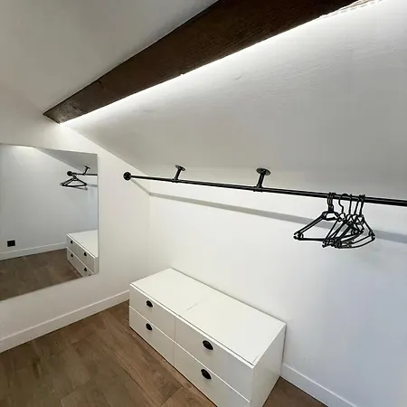 Brottillon 2 - 1 Bedroom - Benite